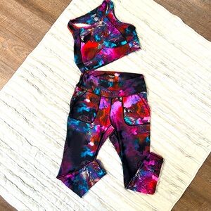 Super cute Torrid workout set. Fun bright colors!